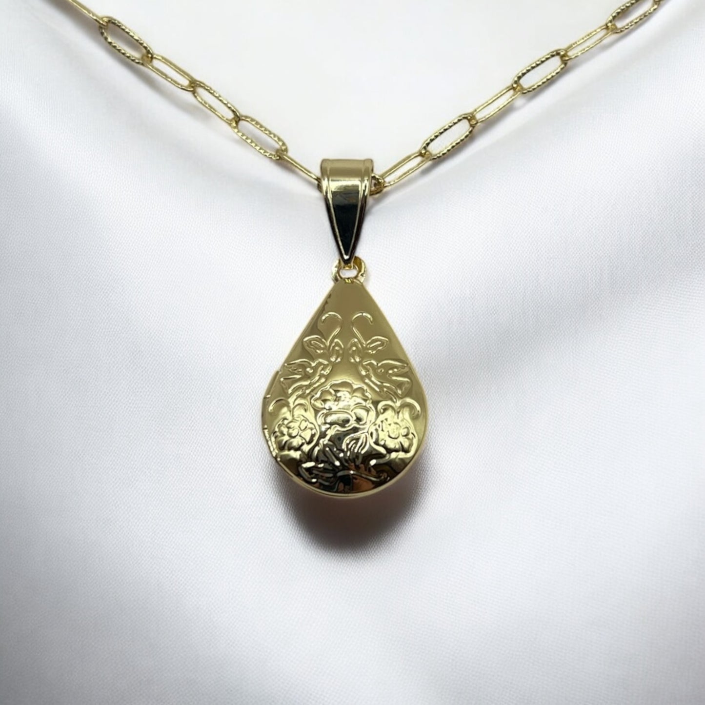 Filigree Teardrop Portal Locket
