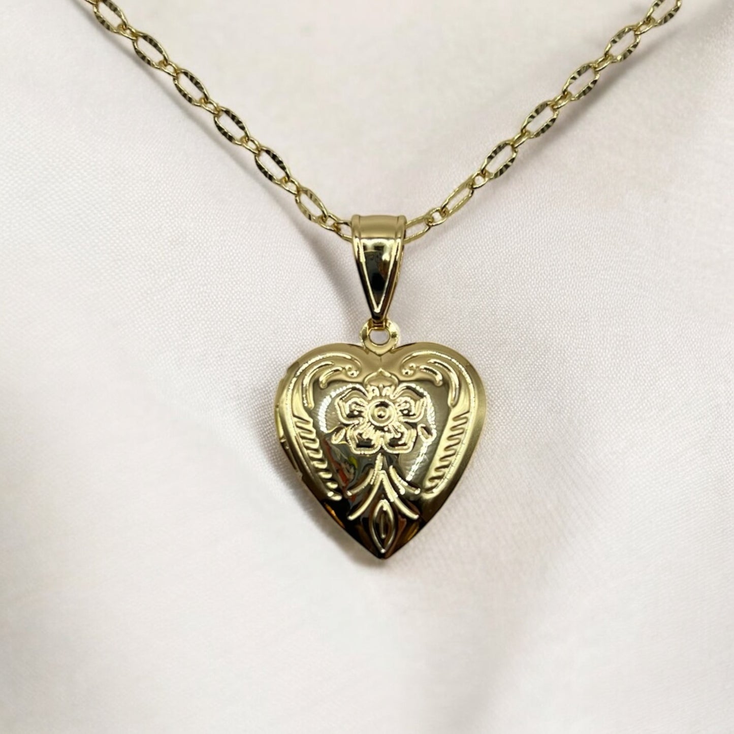 Floral Heart Portal Locket