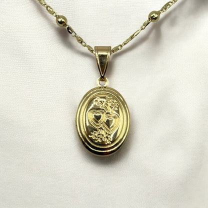 Traditional Oval Portal Locket